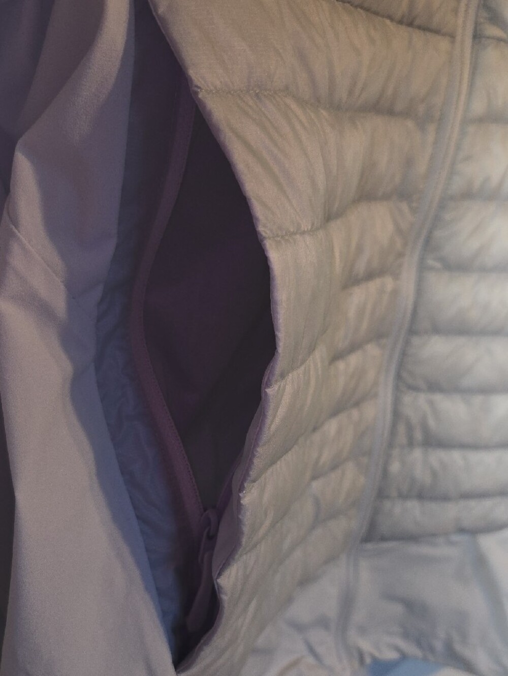 Arc'teryx Light Gray Hooded Puffer Jacket - Picture 2 of 10